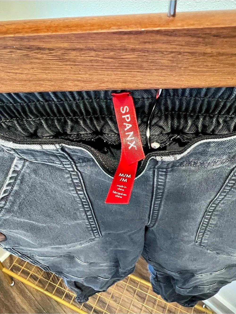SPANX Stretch Twill Cargo Jogger Pants Black Medium